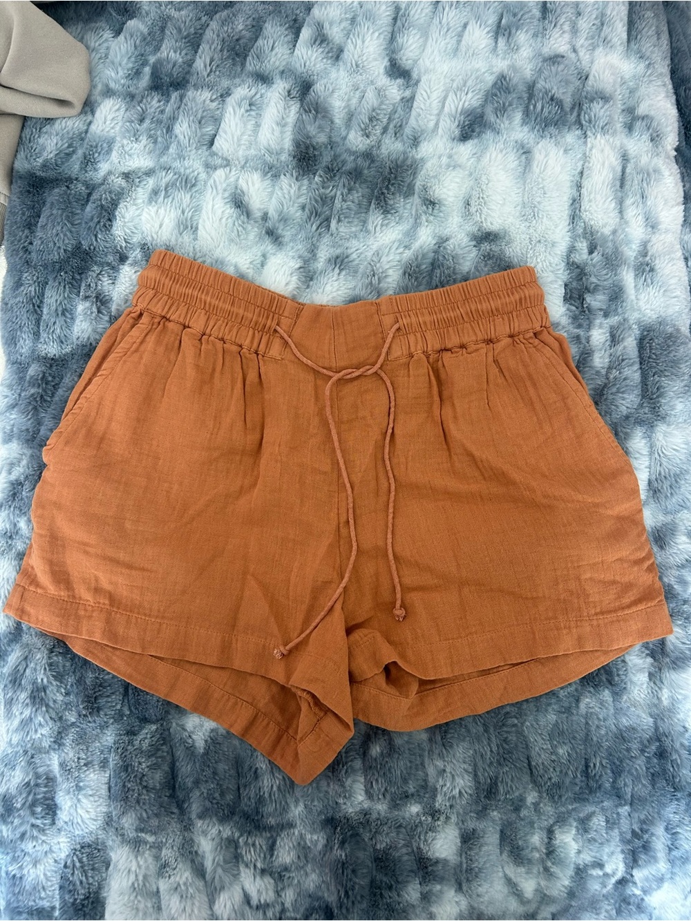 Woven Drawstring Women’s Shorts in Rust